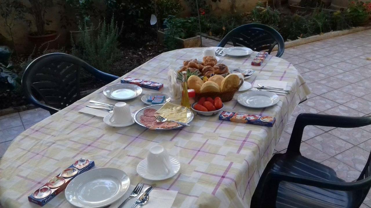 Bed And Breakfast Hibiscus Alghero Exterior foto